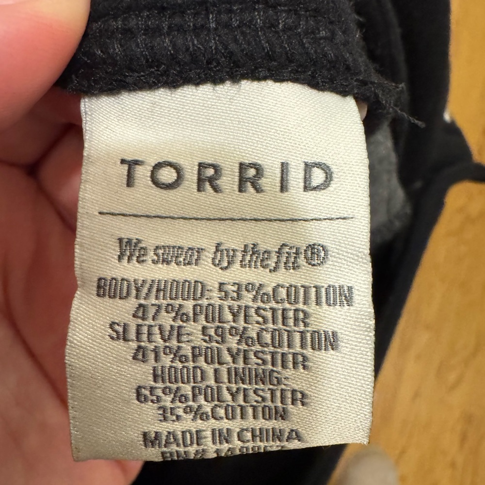 Torrid hooded jacket - Picture 4 of 5